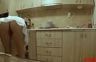 (HIDDEN CAM) Sneaking On My Hot Teen StepSister in the Kitchen