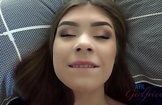 Amateur POV fucking and orgasms with a super hot teen (Winter Jade)